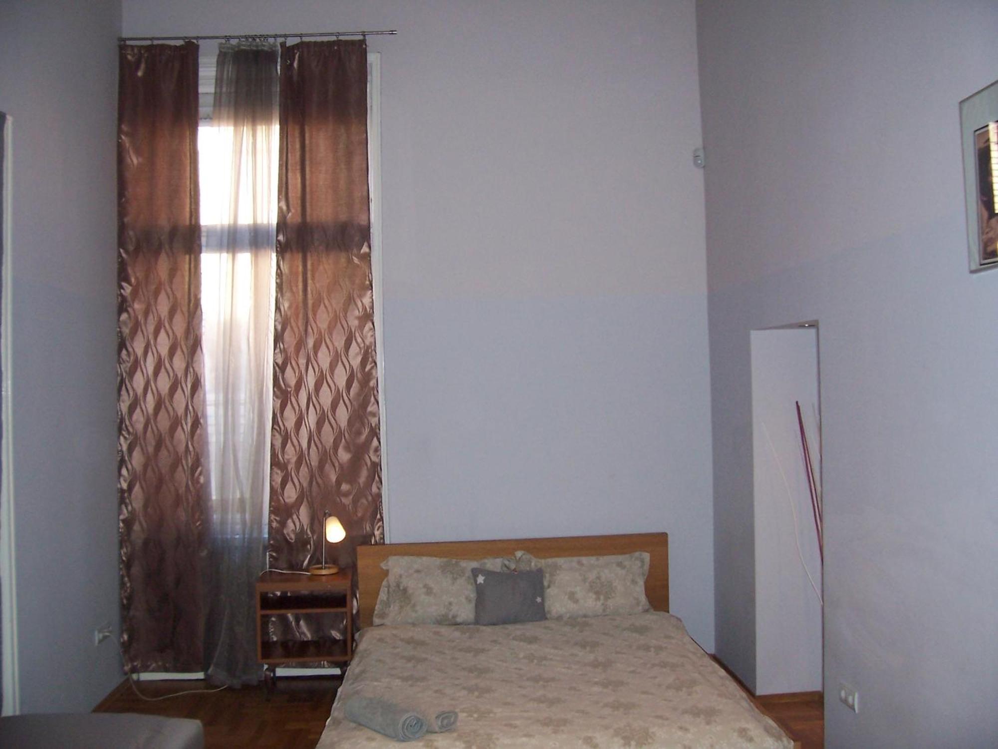 T & E Apartment Budapest Ngoại thất bức ảnh