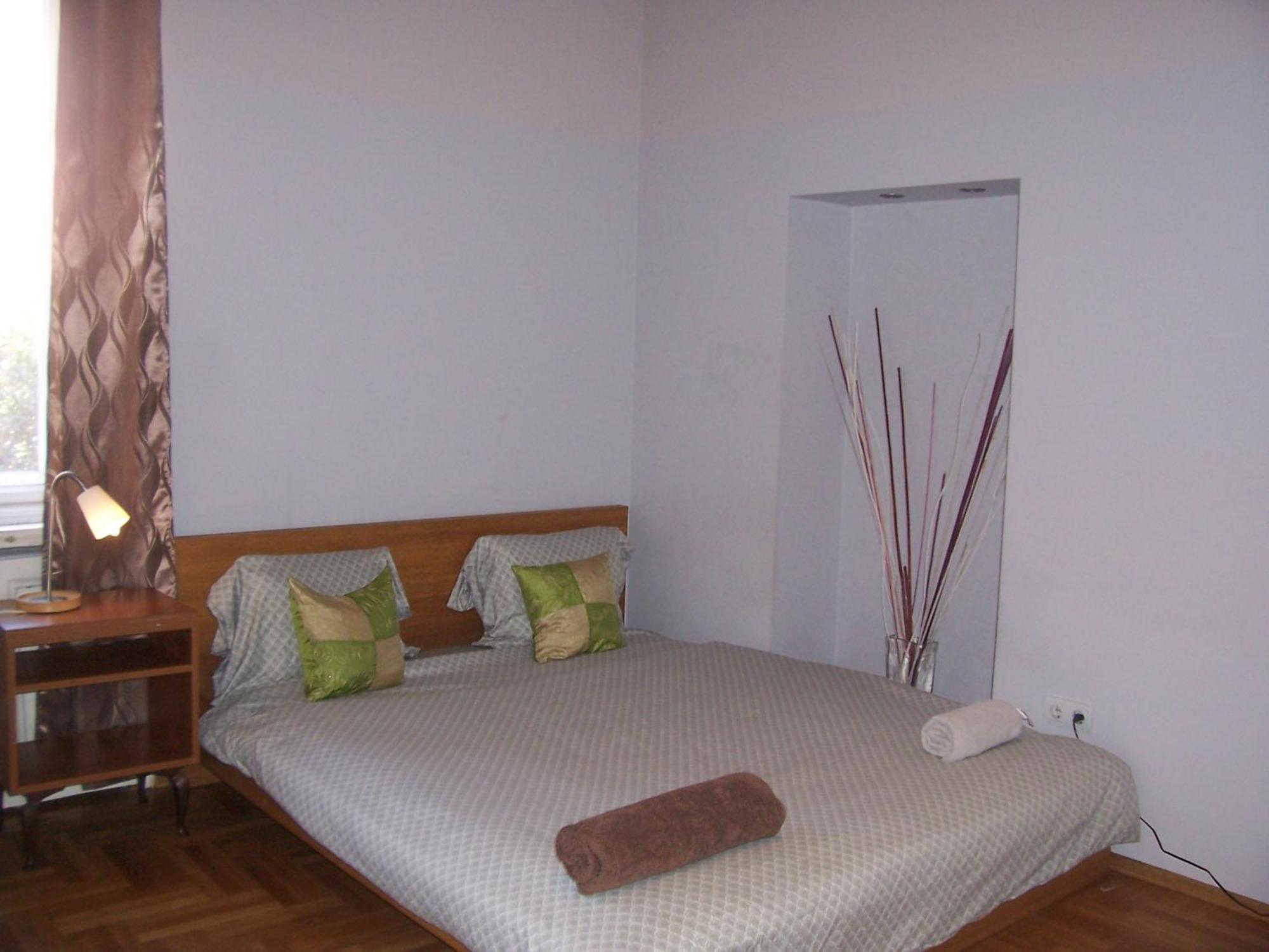 T & E Apartment Budapest Ngoại thất bức ảnh